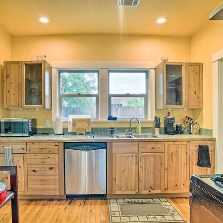 Cozy Las Cruces Gem Fire Pit, Patio And Views! Bagian luar foto