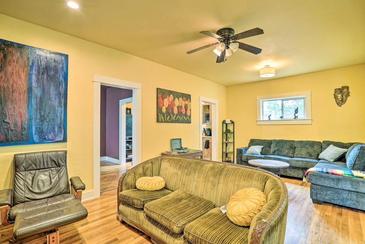 Cozy Las Cruces Gem Fire Pit, Patio And Views! Bagian luar foto