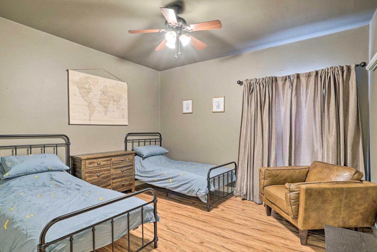 Cozy Las Cruces Gem Fire Pit, Patio And Views! Bagian luar foto