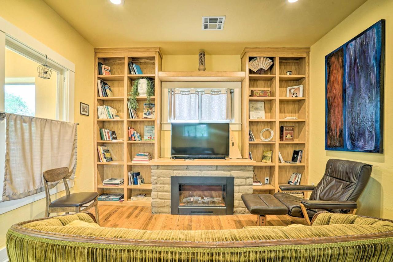 Cozy Las Cruces Gem Fire Pit, Patio And Views! Bagian luar foto